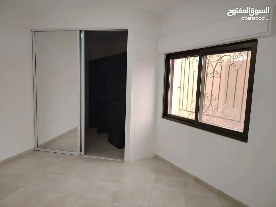 شقة فارغة للايجار عبدون