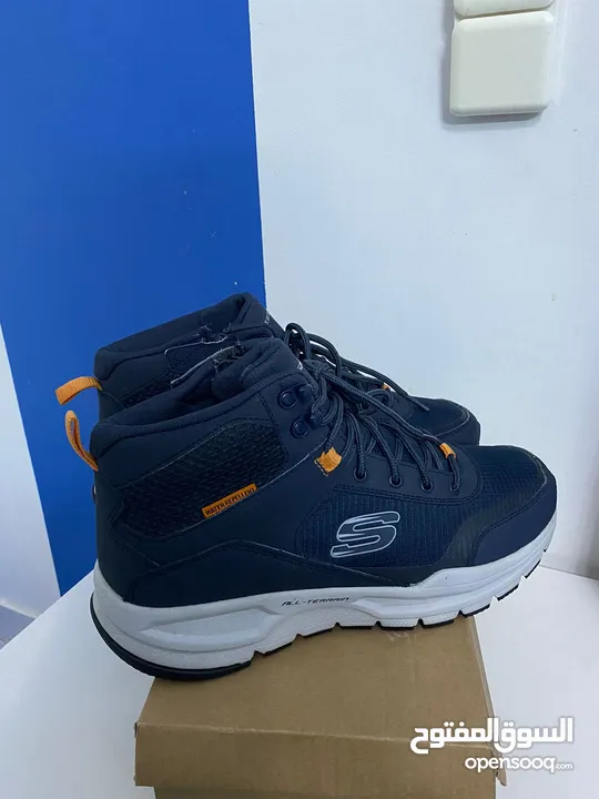 حذاء شتوي ماركه سكيتشرز skechers All Terrain مقاس 44 الأصلي بحال الجديد لون مميز الضبان الأصلي