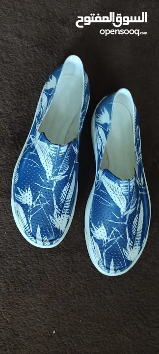 حذاء الصيف من كروكس الأصلي