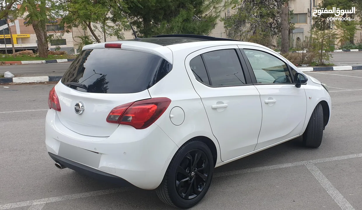 اوبل كورسا 2017