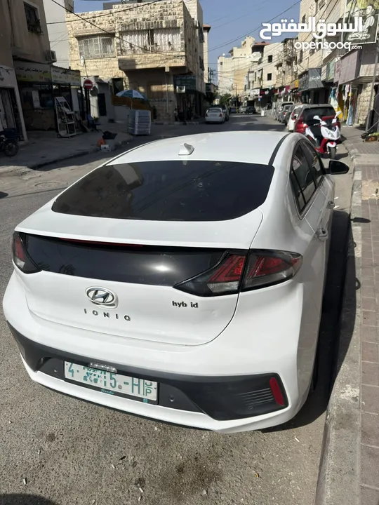 هونداي ايونك الاوفر في البلاد