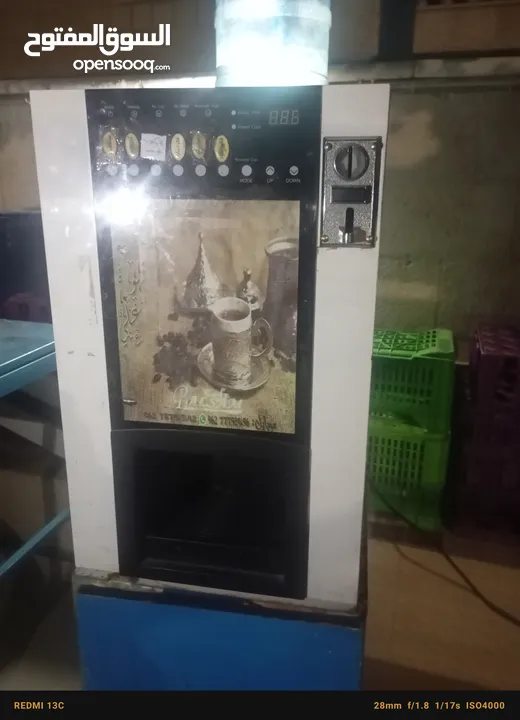 ماكنة نسكافيه وغلي قهوة للبيع شغالة 100% بسعر مغري جداً