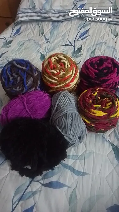 مجموعة طبب صوف للبيع ( سبب البيع اغلاق المشروع) المجموعة كاملة ب30 شيكل مع السنارة