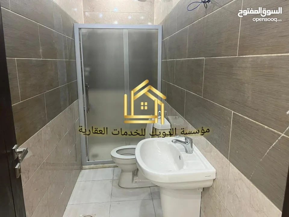 شقة فارغة - الرابية - 2نوم - قرب الخدمات
