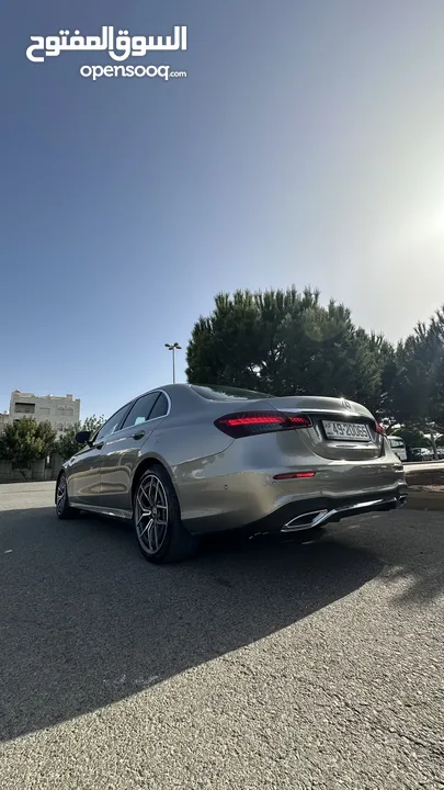 Mercedes-Benz E200 AMG