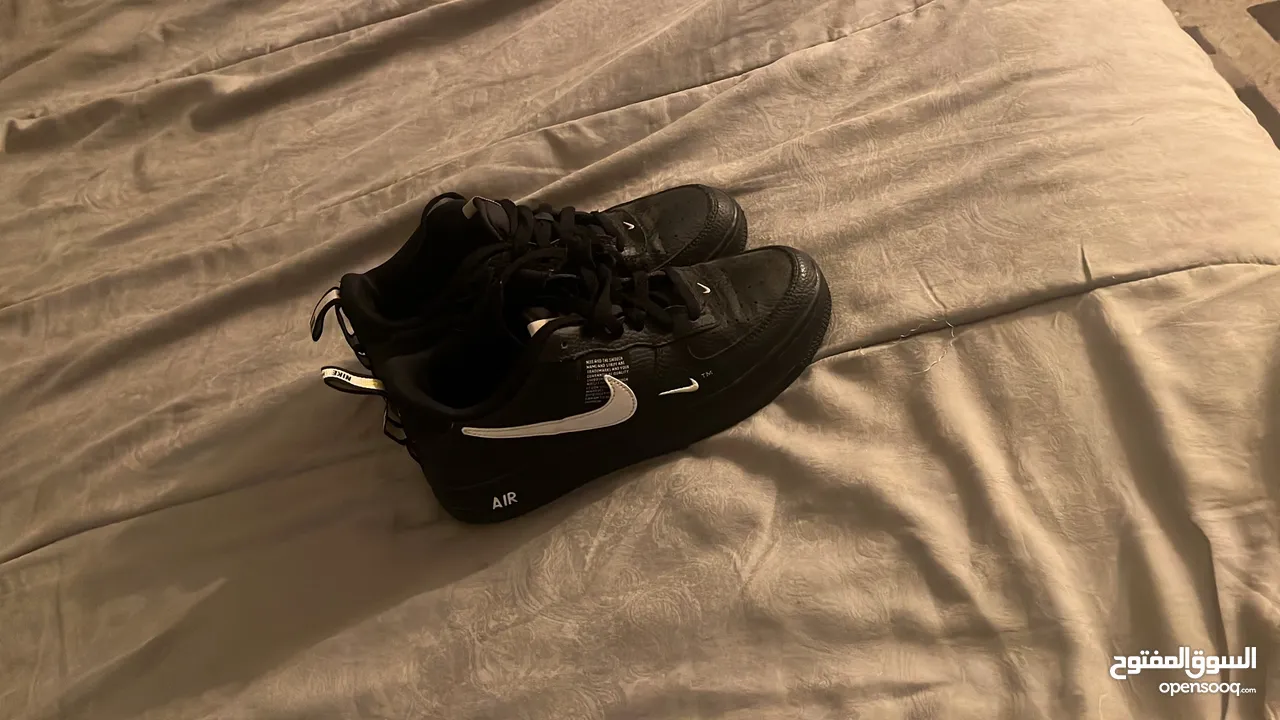 Black nike Air Force one size 39 / جوتي نايك اسودّ نضيف جدا مقاس 39