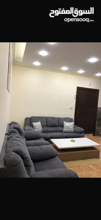 للبيع 3 استديوهات
