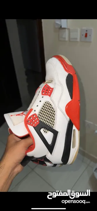 Jordan 4 Fire Red