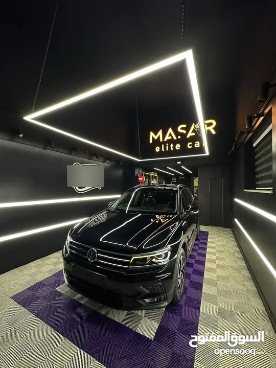 VW Tiguan 2019 4*4 full options black edition