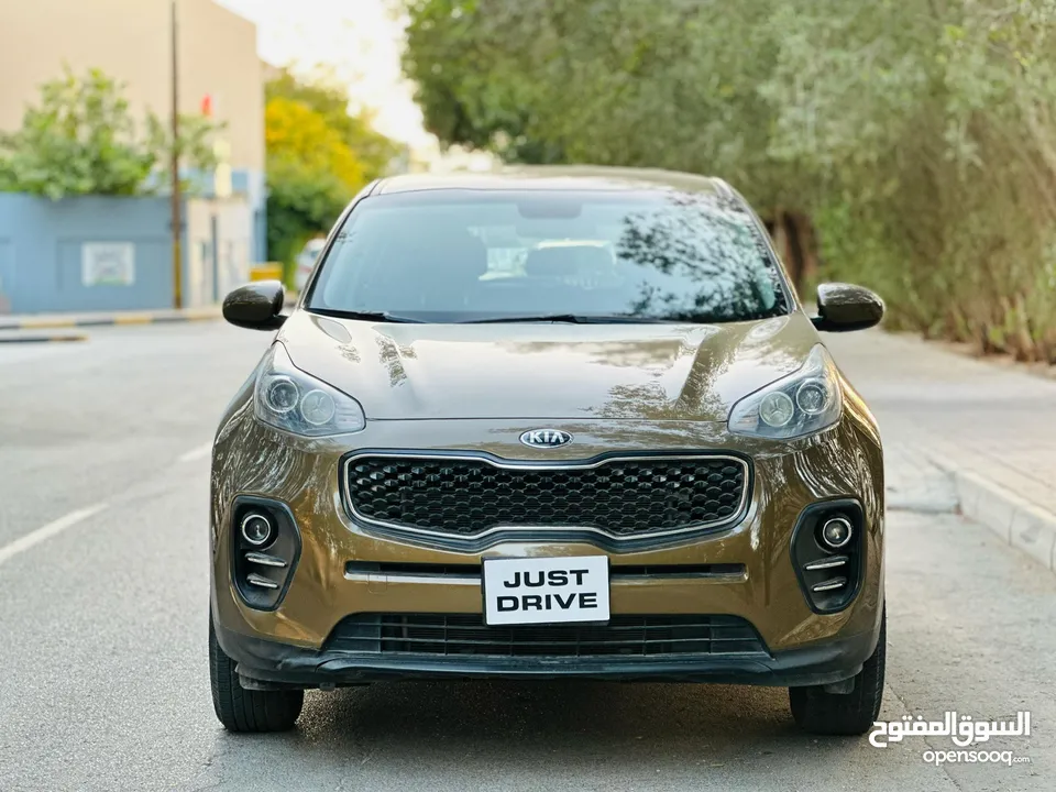 KIA SPORTAGE2.0L 2016 MODEL WITH WELL-MAINATINED AND LOW MILEAGE CAR