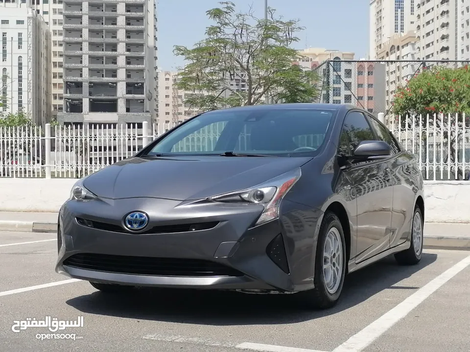 Toyota Prius Hybrid 2018 Full Option تويوتا بريوس هايبرد فل مواصفات