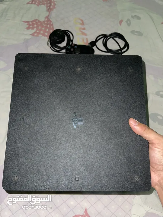 Ps4 slim استخدام شخصي ومعاه العاب كتير