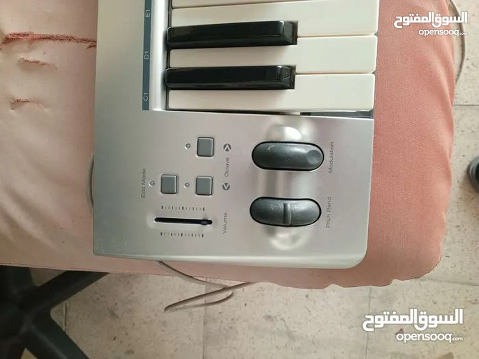 موجود اورج شغال ما في شي