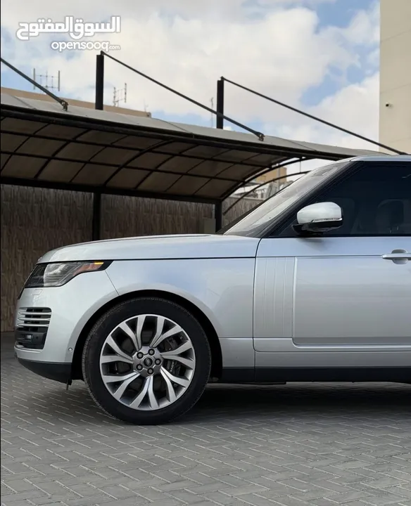 RANGE ROVER VOUGE  2020