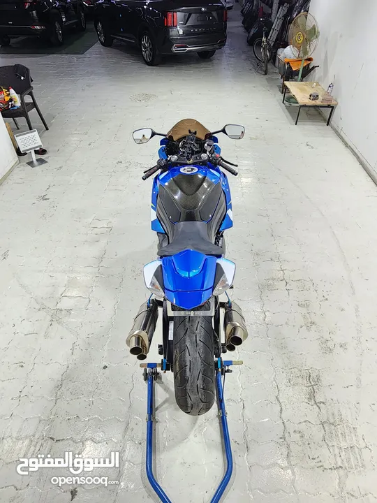 سوزوكي GSXR 1000CC