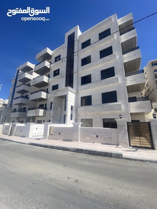 شقق جديدة فاخرة للبيع في ابو السوس من المالك