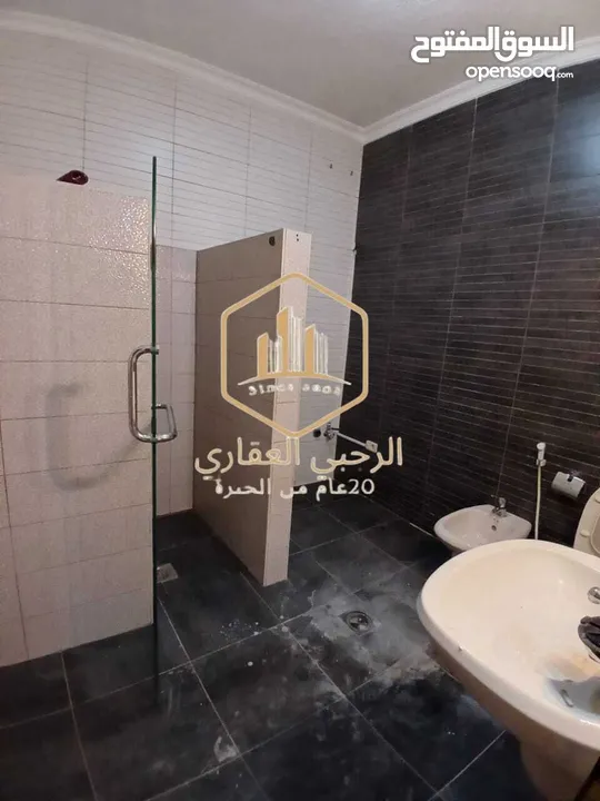 شقة / للايجار / ارضية / 3نوم / دابوق
