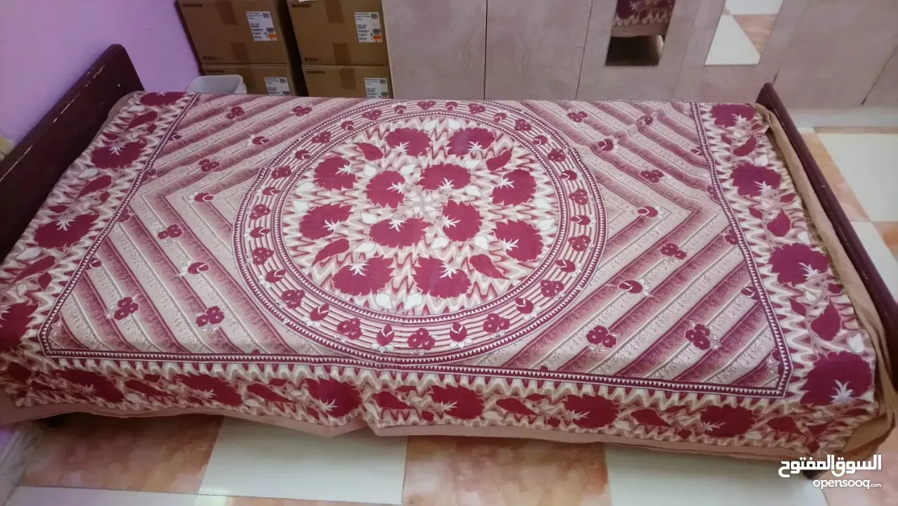 SINGLE WOODEN COT WITH RAHA MATRESS