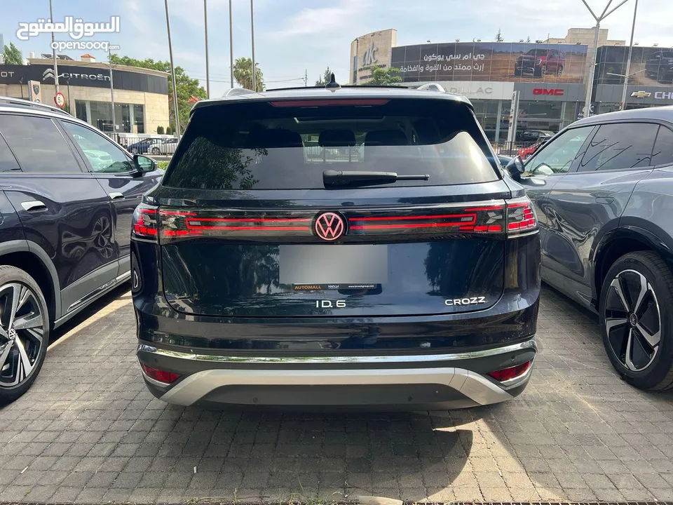 فولكس فاجن ID.6 كروز برو كهربائية بالكامل 7 مقاعد 2023 Volkswagen ID.6 Crozz PRO SUV EV