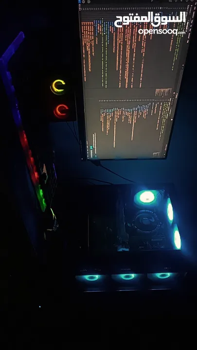 جهاز كمبيوتر للألعاب بحالة ممتازة مع شاشة - Core i5 و GTX 1060