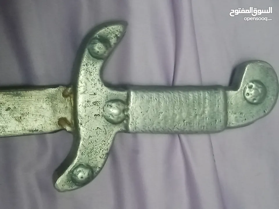 سيف عتماني انتيكا على فحص