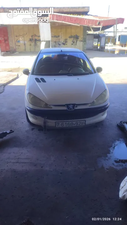 بيجو 206 للبيع كاش في مجال بالسعر