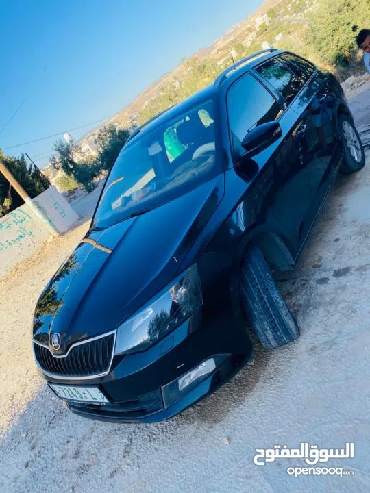 سكودا فابيا ستيشن موديل 2016 بحاله ممتازه