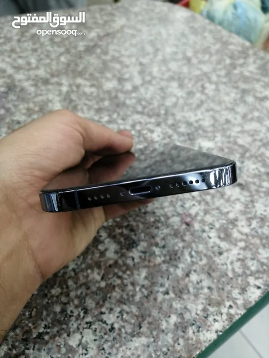 ايفون 13 برو ماكس بحالة ممتازة