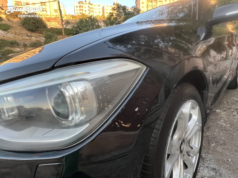 سيارة بي ام دبليو المانية من طراز BMW116i موديل 2016