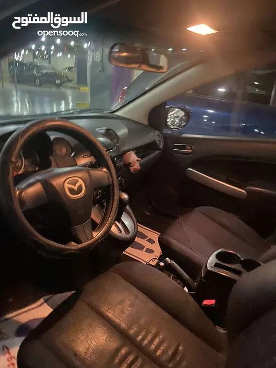 Mazda  2  2015