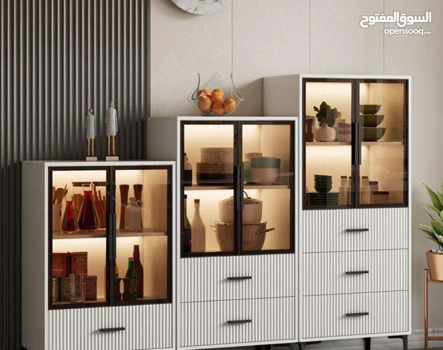 خزانة العرض الفاخرة – ترتيب + فخامة + أناقة بقطعة وحدة