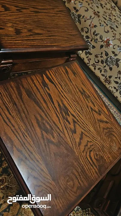 طاولات خشب سويدي