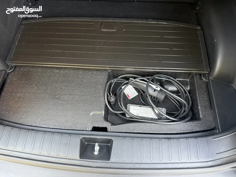 هونداي توسان ترخيص 2022 محرك 1600 هايبرد plug in/يقطع على الشحنه 65 كيلو متر  271 حصان