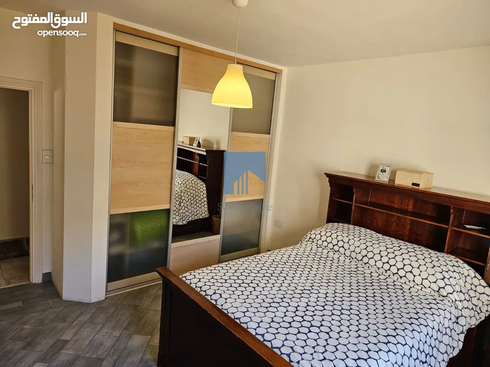 شقة مفروشة مميزة للبيع في الشميساني  -  قرب السفارة الليبية طابق ثاني 251م تشطيب سوبر ديلوكس