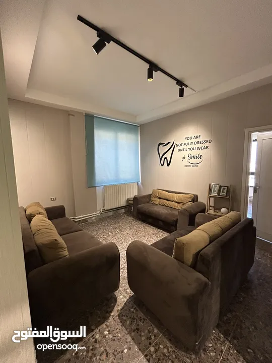 للبيع الكنب بحالة الوكاله