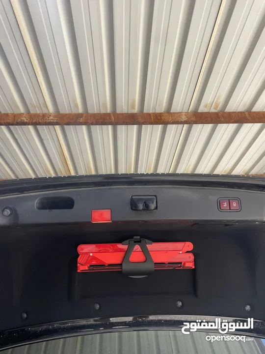 Mercedes e200 cgi2010w212السعر غير قابل للتفاوض صورة الفحص  السياره بالصور 4جيد  اعلى صنف ا