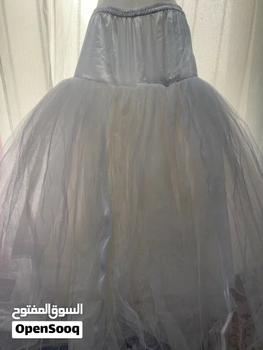 فستان زفاف للبيع