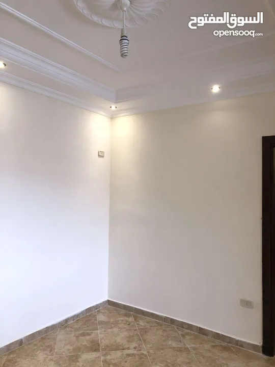شقة مميزة للإيجار في شفا بدران مع افضل مرافق ممكنة 8 خزانات مياه 3 غرف (واحدة ماستر) لا تضيع هالفرصة