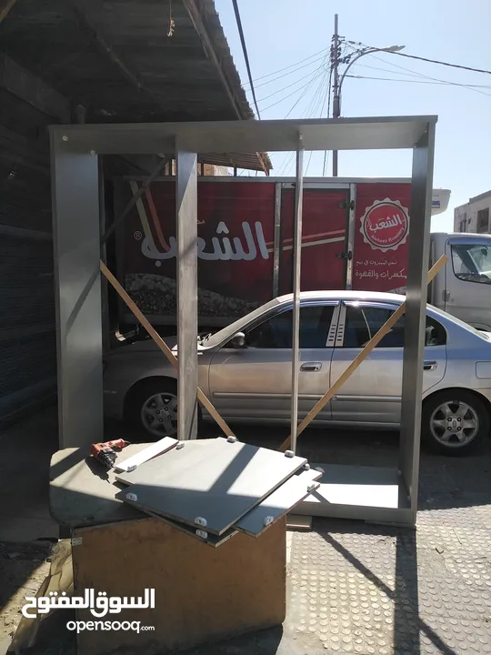 نجار متنقل معلم بأعمال النجارة الخشبية تفصيل تصميم صيانة بأفضل الأسعار في الاردن