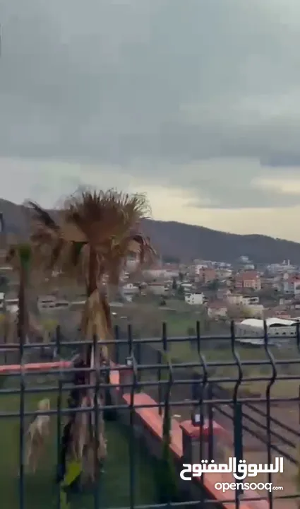 فيلا فاخرة بإطلالة بانورامية للبيع في إزميت – تركيا