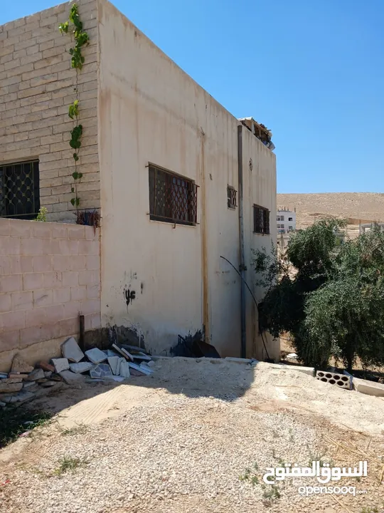 منزل بيت شقة مستقل للبيع مع حديقة وكراج وشرفة الزرقاء ضاحية البستان