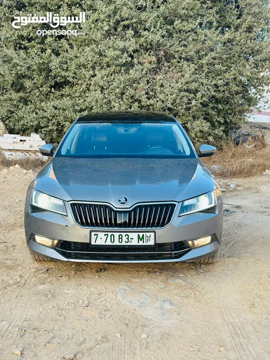 سكودا سوبير بنزين 4/4  280حصان اقتصاديه جدا المحرك الجديدللبيع سكودا سوبرب 2019