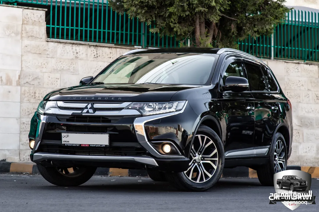Mitsubishi Outlander 2016    السيارة بحالة الوكالة