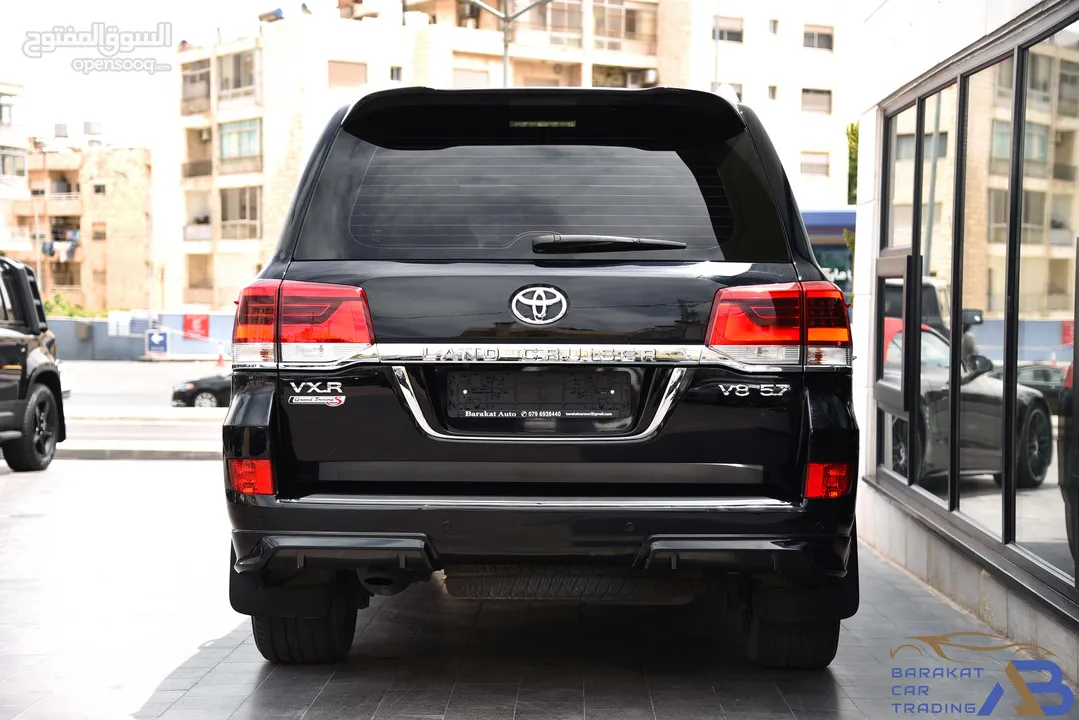 تويوتا لاند كروزر جراند تورينج بلاك ايديشن 2020 Toyota Land Cruiser VX.R Grand Touring S 5.7L V8