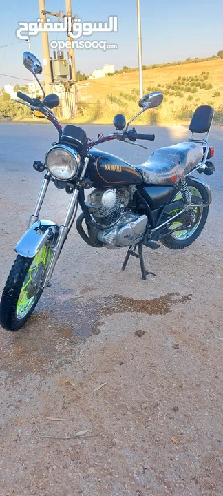 ما شاءالله دراجه يماها نضيفه ماتور 250cc  كلشي شغال فيها سلف وكوشوك جديد الله يبارك لصاحب النصيب الم