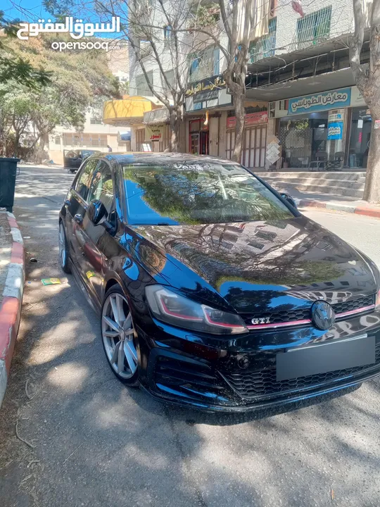 جولف 2018 للبيع