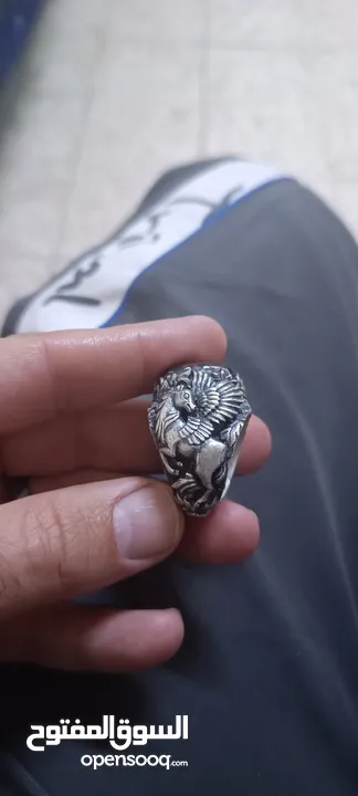 خاتم نوادر شريعتي