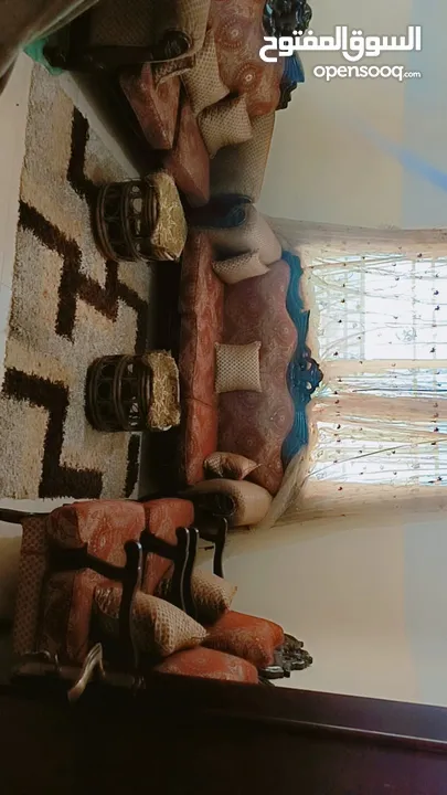 غرفه نوم مستعمل بحاله جيده كبيره مع عفش