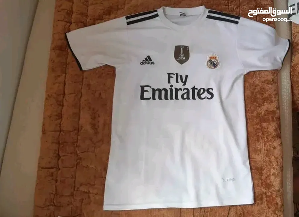 قميص ريال مدريد للبيع