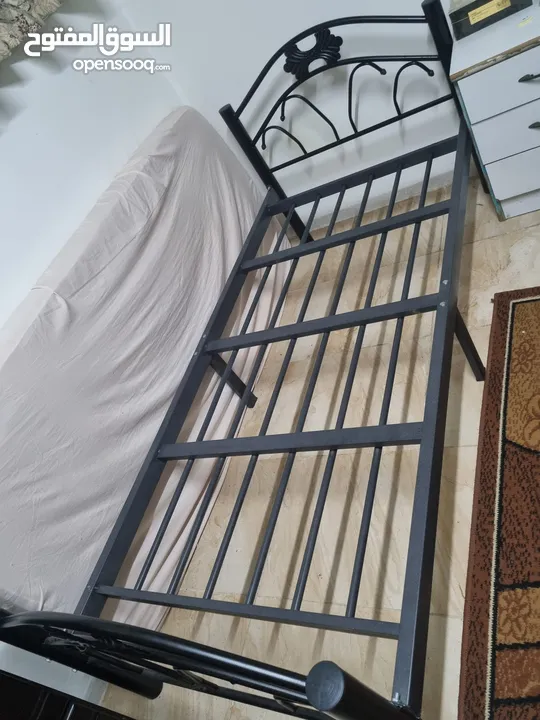 تخت حديد للبيع
